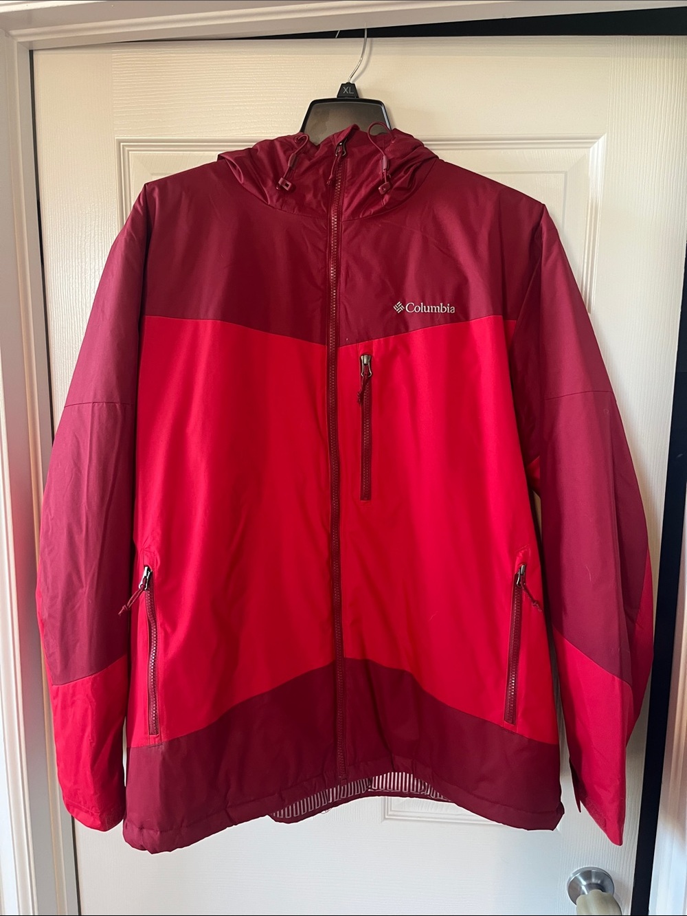 Columbia Men's Two-Tone Red Hooded Rain Jacket